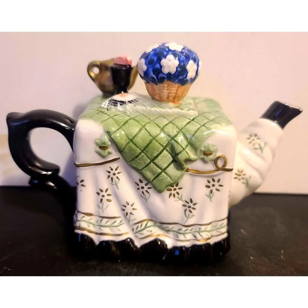 Houston Harvest Ceramic Teapot Tea‎ Time Table With Flowers